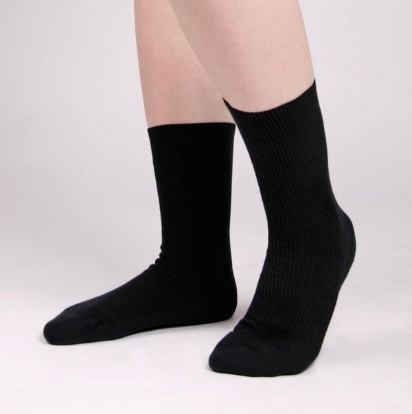 Living Crafts, Unisex-Socken aus 100% Bio-Baumwolle, Fb. schwarz, im günstigen 3-er Pack