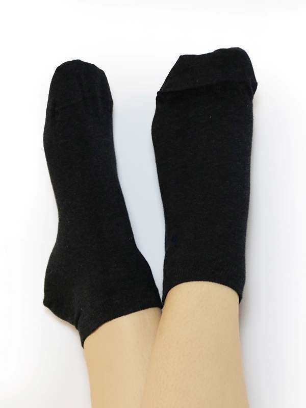 Albero Natur, Sneaker-Socken aus 98% Bio-Baumwolle u. 2% Elasthan, Farbe anthrazit