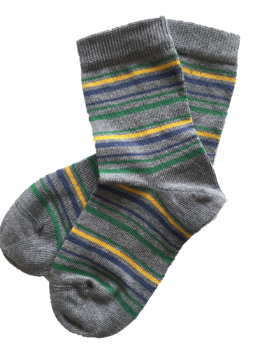 Socken aus 98% Bio-Baumwolle und 2% Elasthan, geringelt