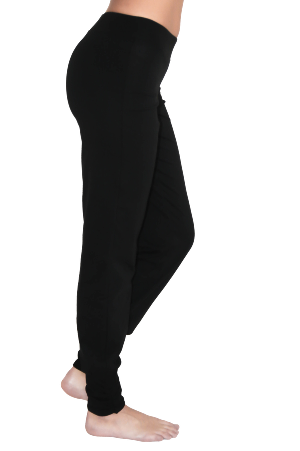 Albero Natur, Yoga-Hose aus 95% Bio-Baumwolle und 5% Elasthan, Farbe schwarz, Einzelteil Gr. M